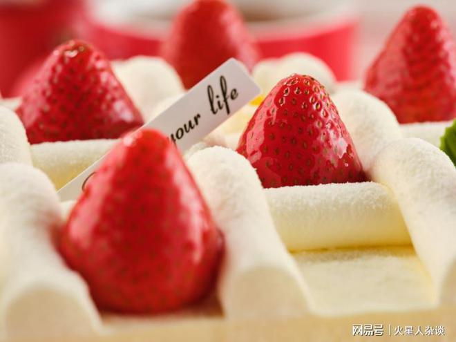 牌：领先好利来、幸福西饼门店超过2000家尊龙凯时新版APP首页中国第一大烘焙连锁品(图4)