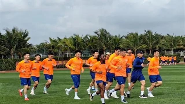 队1米88高中锋有状况德尔加多下家曝光尊龙凯时app网站晚上20点！山东泰山(图6)